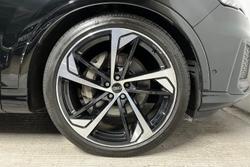AUDI Q7 Photo 5