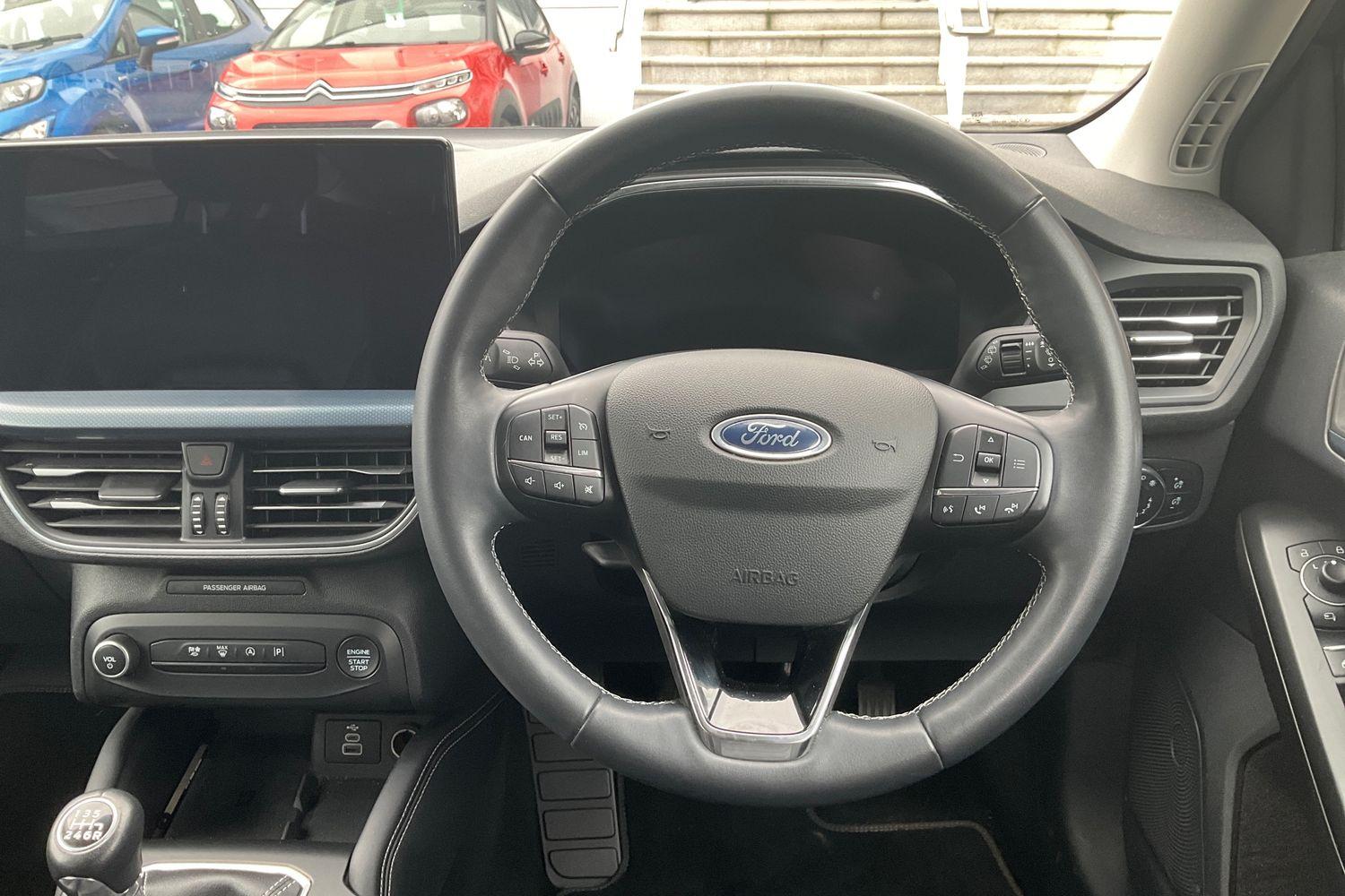 Ford FOCUS Photo 11