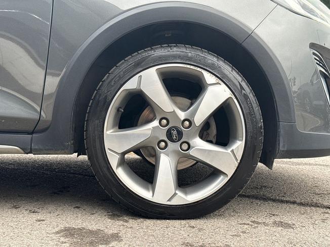 FORD Fiesta Photo 5