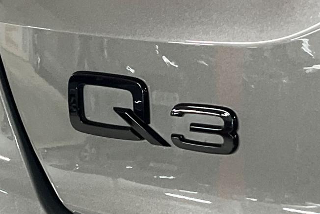 Audi Q3 Photo 34