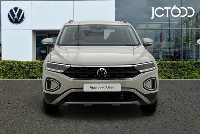 VOLKSWAGEN T-Roc Photo 8