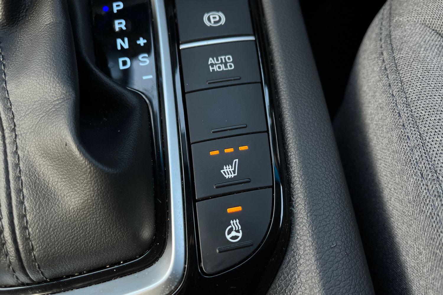 Hyundai IONIQ Photo 33