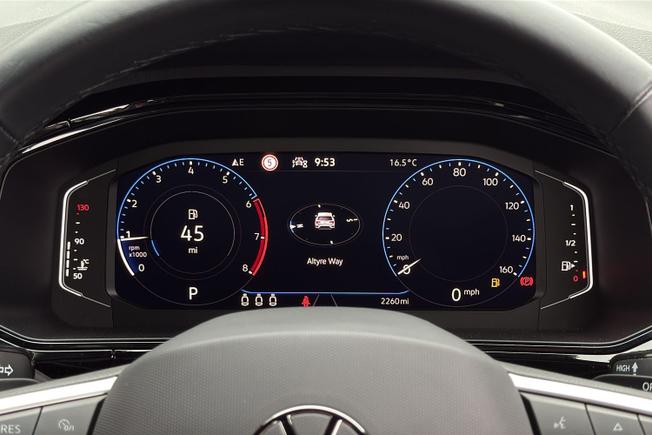 VOLKSWAGEN T-Roc Photo 15