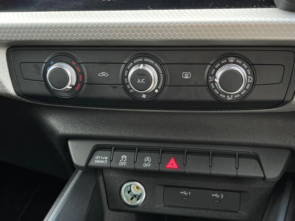 Audi A1 Photo autoimg-57d52cbb55a88fc6151418fea250dfb3f615c628.jpg