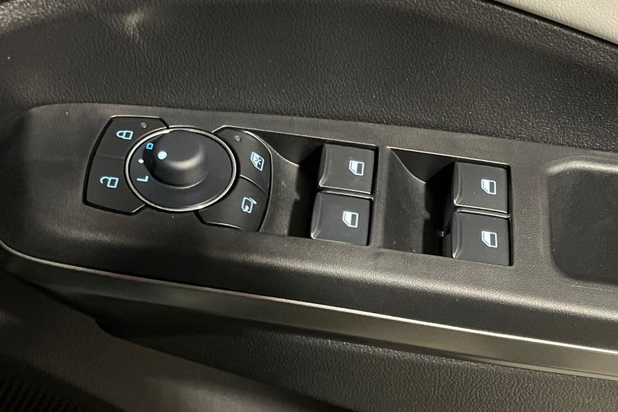 FORD PUMA Photo autoimg-57d9052cb7423fc6da7a0af44666c1563474b7ef.jpg