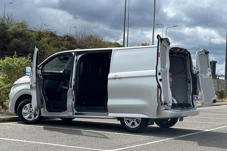 Ford Transit Custom Photo autoimg-57de1c3f76ebe694d597e4d4091992471be0bd9c.jpg