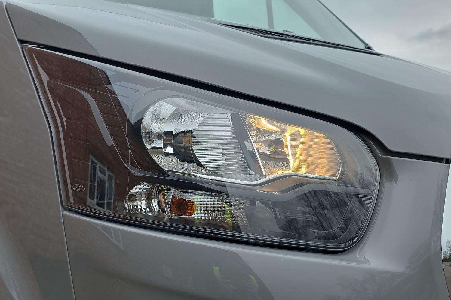 Ford E-TRANSIT Photo 20