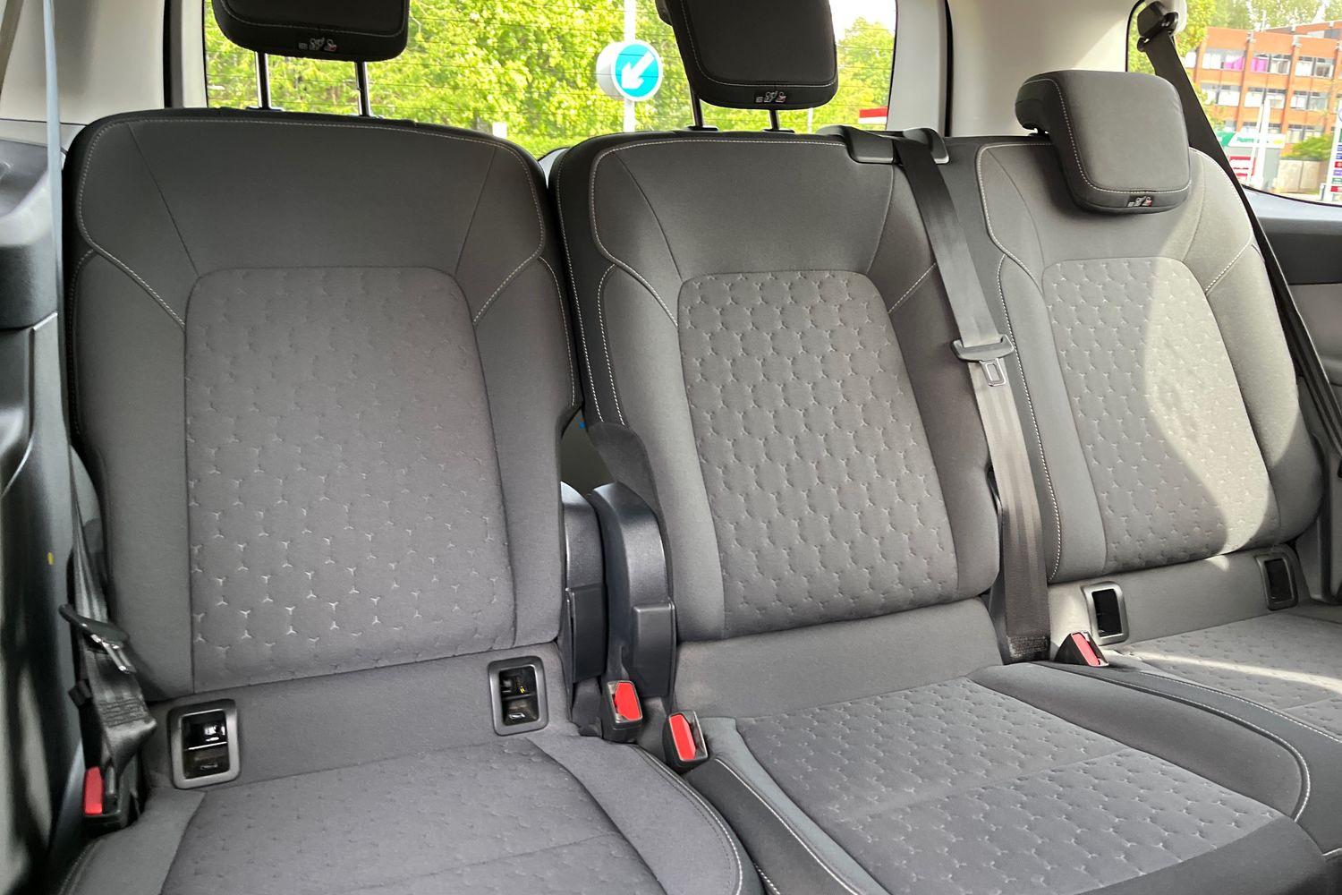 Ford TOURNEO CUSTOM Photo 17