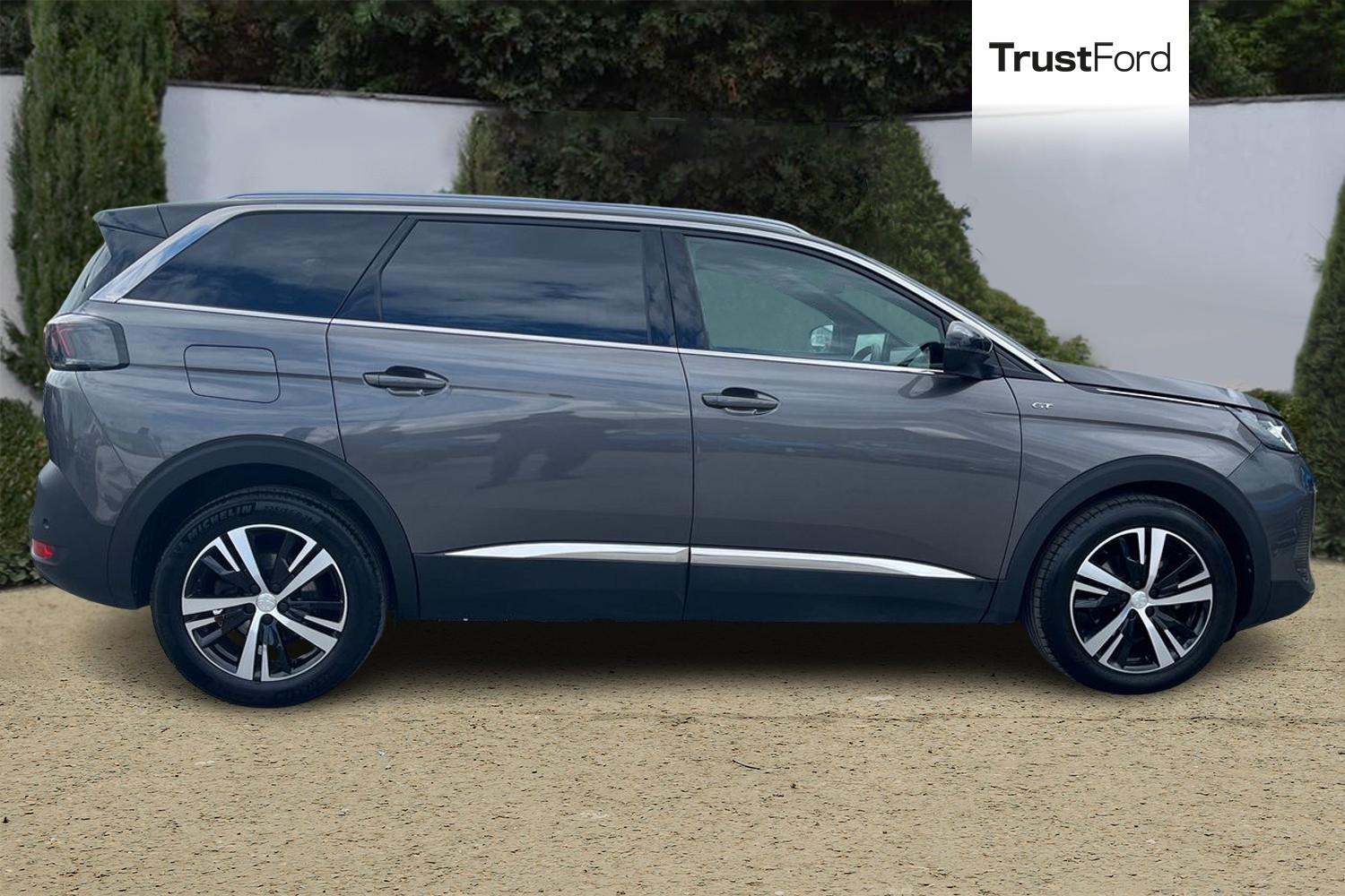 Peugeot 5008 Photo 2