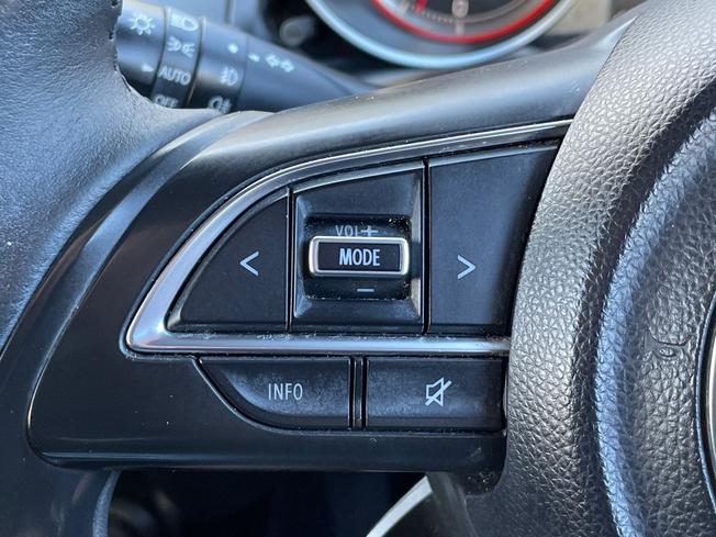 SUZUKI Swift Photo 16