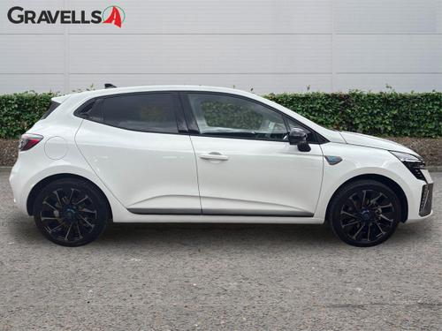 Renault CLIO Photo autoimg-57e6f000e8c6a7b146dd5f549b84937d65848193.jpg