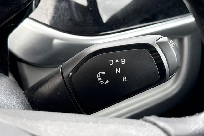 VOLKSWAGEN Id. Buzz Photo 33