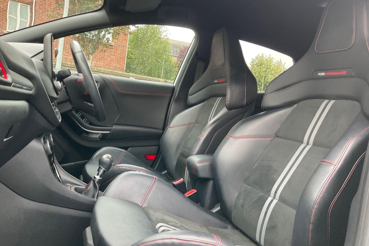 Ford PUMA Photo 18