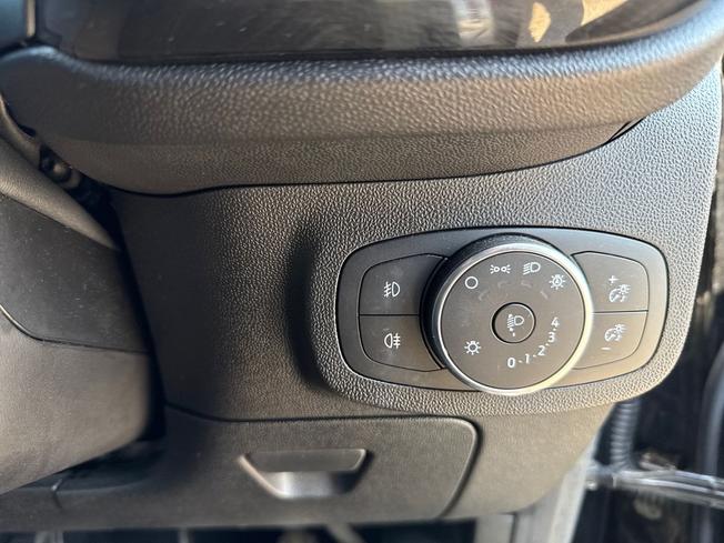 FORD Fiesta Photo 27