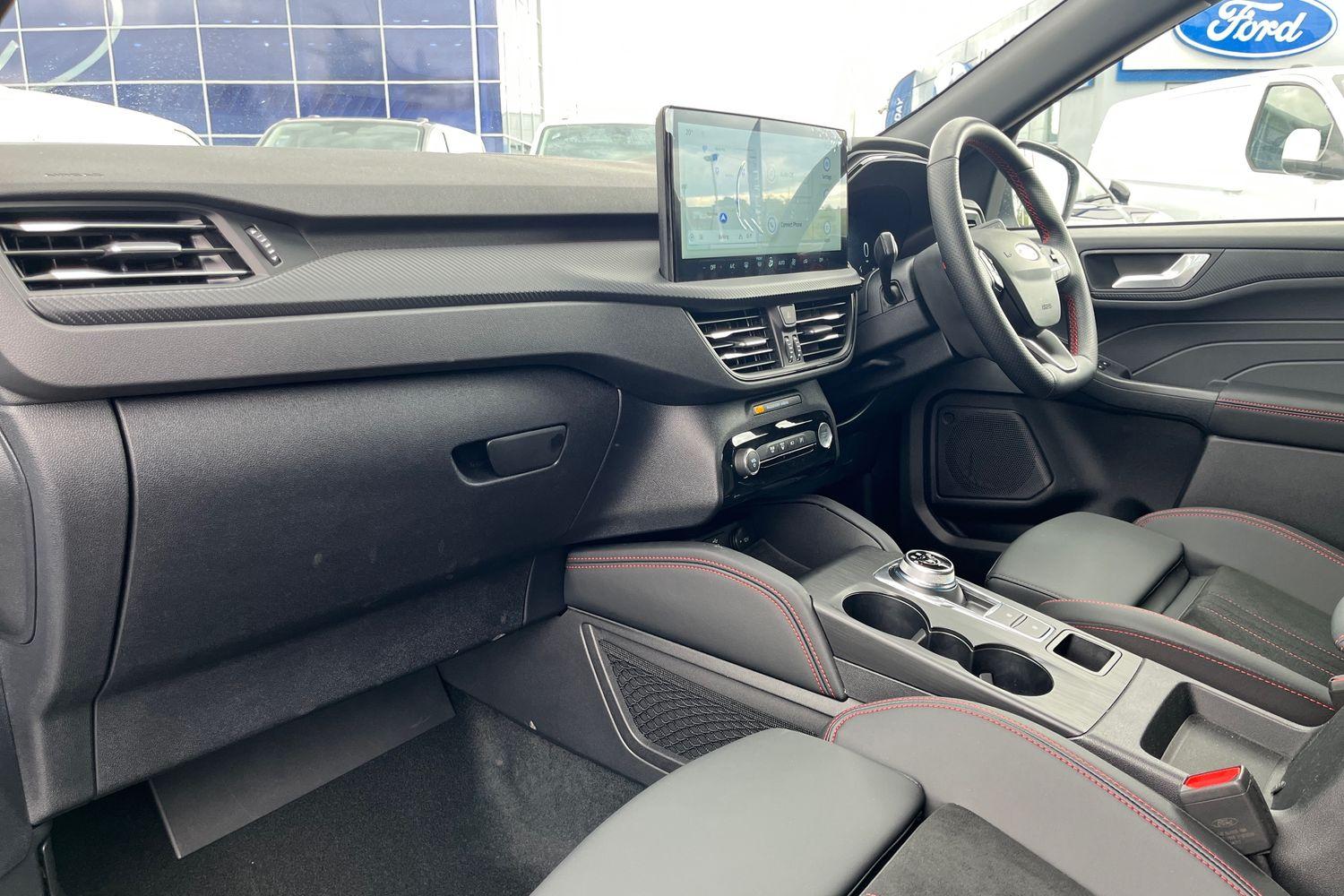 Ford KUGA Photo 17