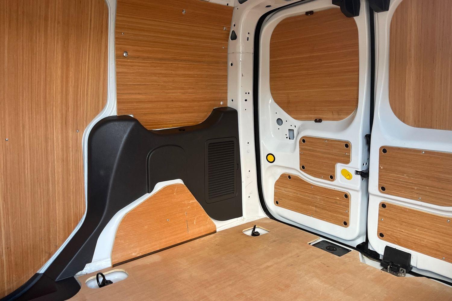 Ford TRANSIT CONNECT Photo 4