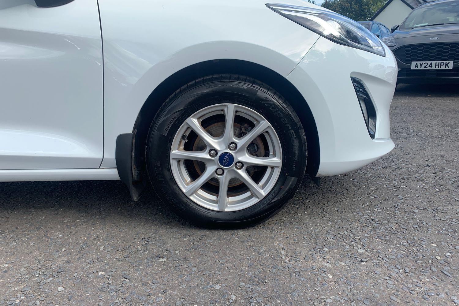 2018 Ford Fiesta 1.1 Ti-VCT 85PS Zetec in White with 68K - vehicle photo 6 for sale on PureCar