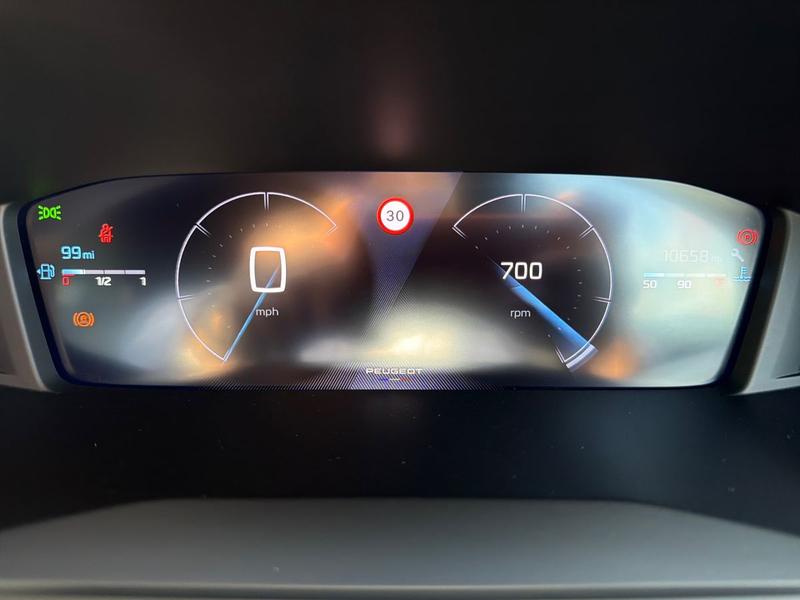 Used Peugeot 2008 ML24LJU 14