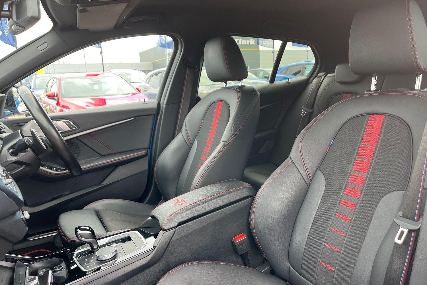 BMW 1 Series Photo 18