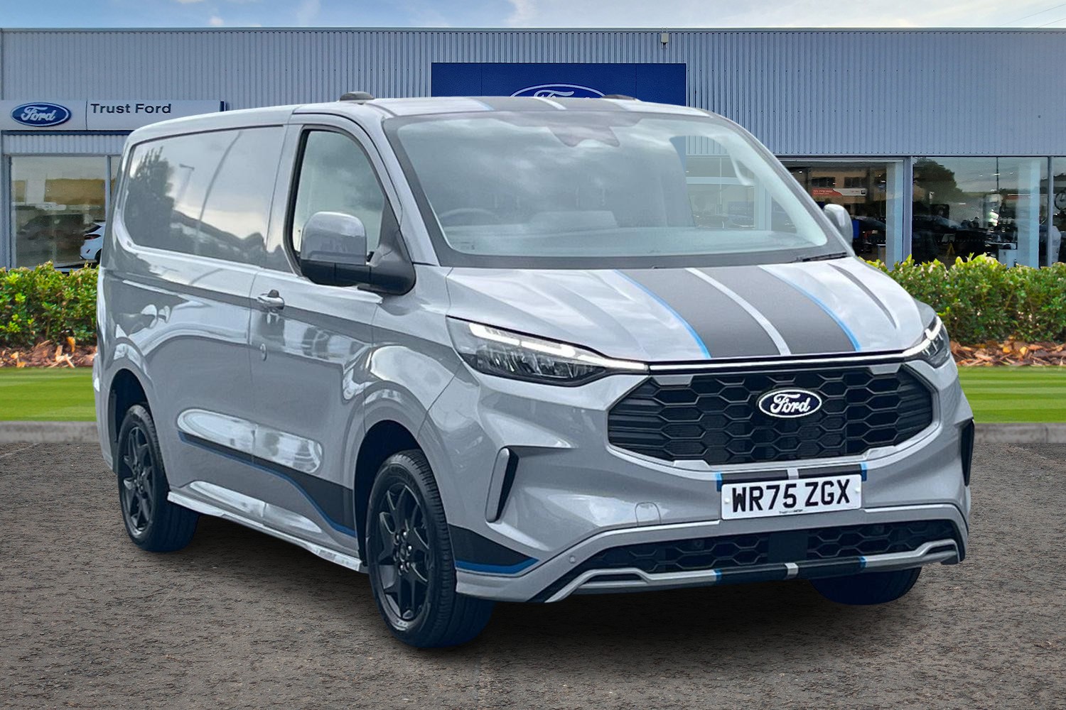 Ford TRANSIT CUSTOM Photo 0