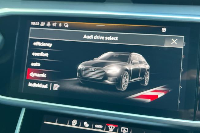 AUDI A6 Avant Photo 29
