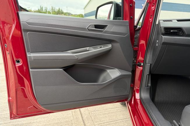 VOLKSWAGEN Caddy Maxi Photo 50