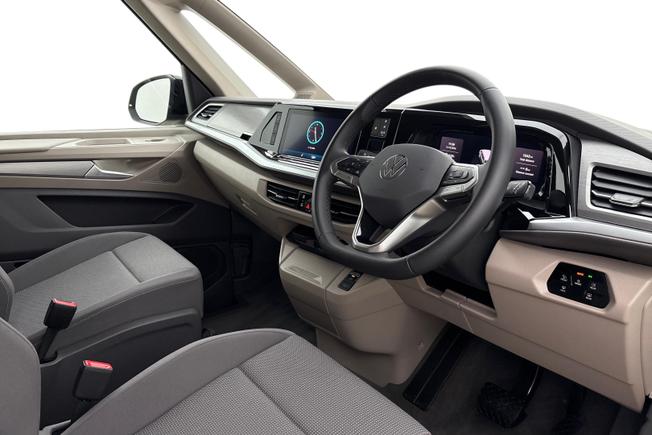 VOLKSWAGEN Multivan Photo 6