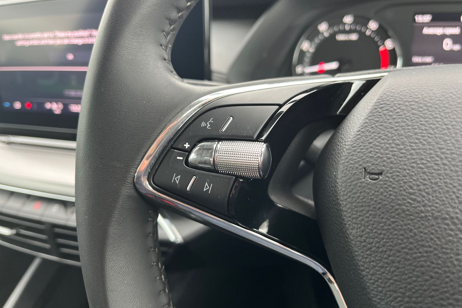 Skoda OCTAVIA Photo 27