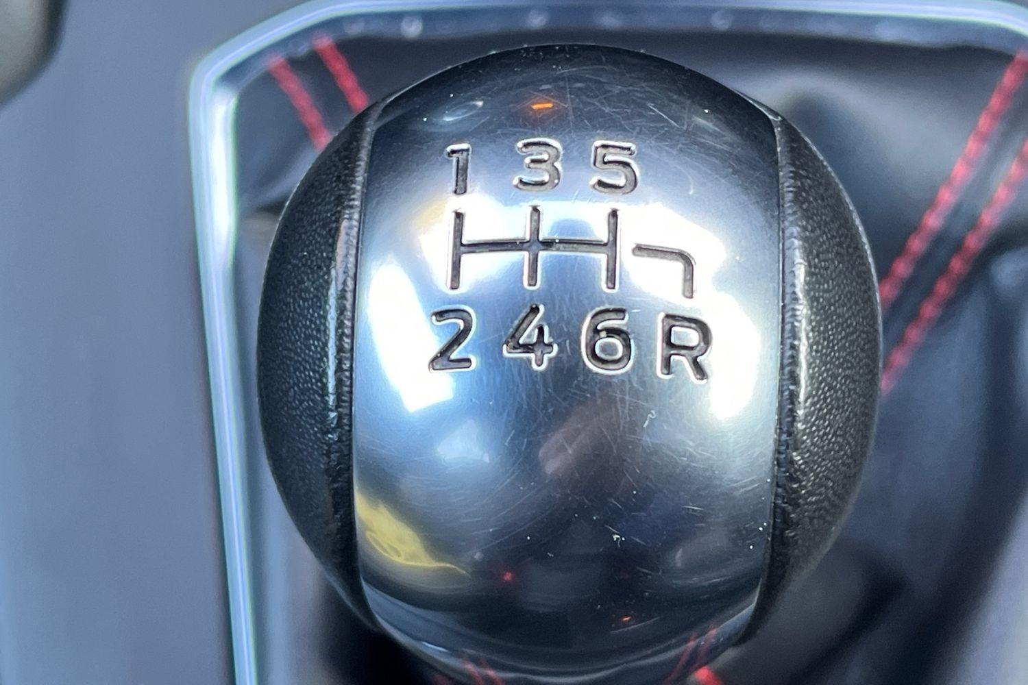 Ford Focus Photo 24