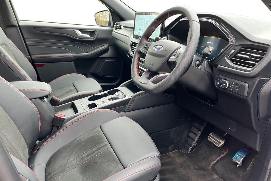 Ford KUGA Photo autoimg-5806fd7c2d2551830ed9c39e5267759eff45fd06.jpg