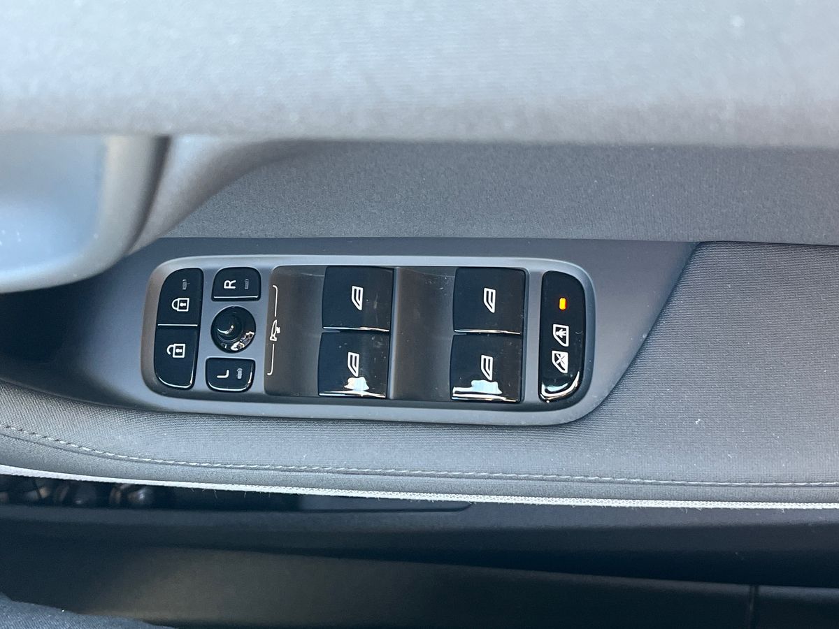 Polestar Polestar 2 Photo 23