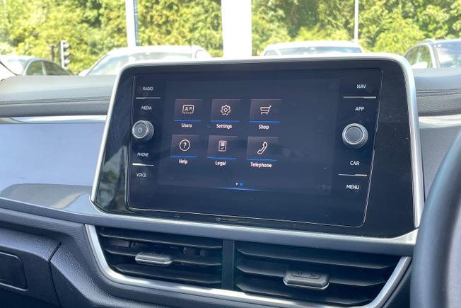 VOLKSWAGEN T-Roc Photo 46