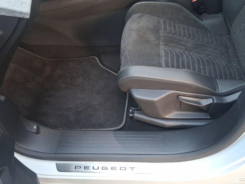 Used Peugeot 5008 AVI2708 48