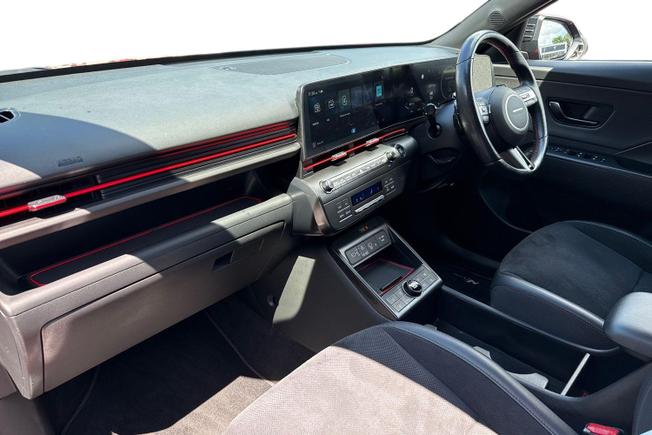 HYUNDAI Kona Photo 2