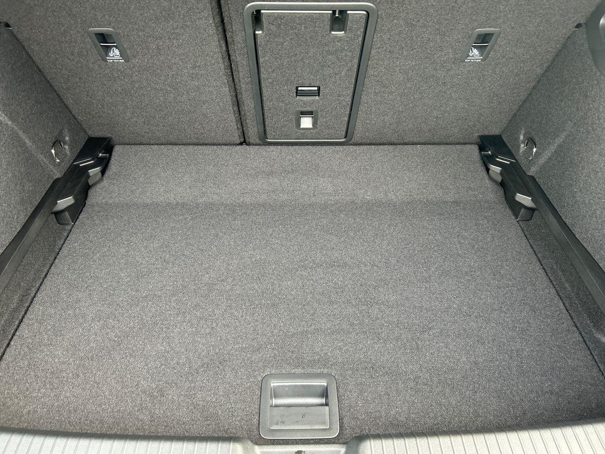 Volkswagen Golf Photo autoimg-581c24406610fe810f8cb53f7ce40dbc57c1420b.jpg