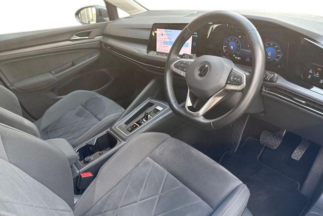 Volkswagen Golf Photo 6