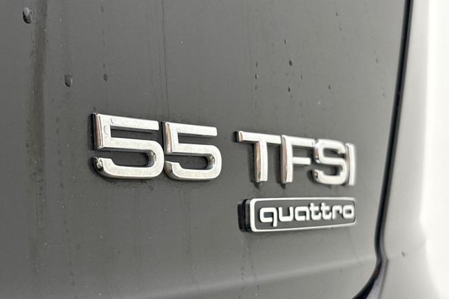 AUDI Q8 Photo 29