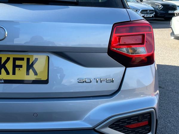 Audi Q2 Photo autoimg-5824590cf73a4c15a9ae823c86694e06e8b80dc3.jpg