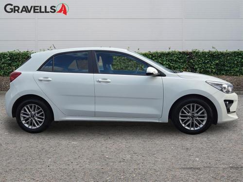 Kia RIO Photo autoimg-5826cceea05a868183fbb8199732d3e367994854.jpg