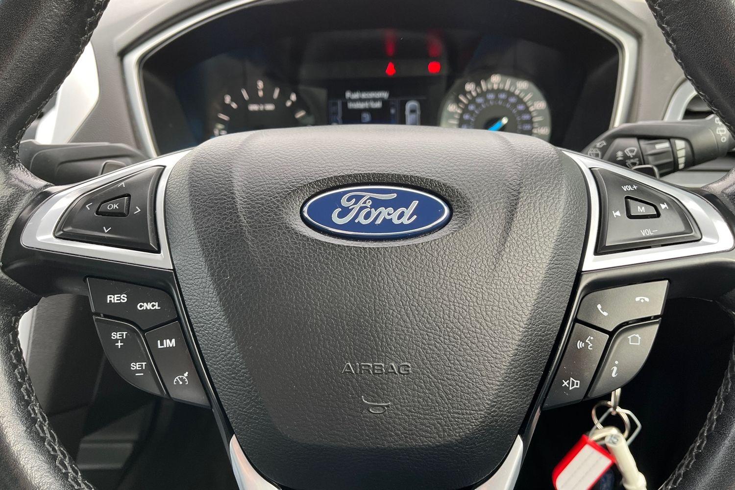 Ford MONDEO Photo 11
