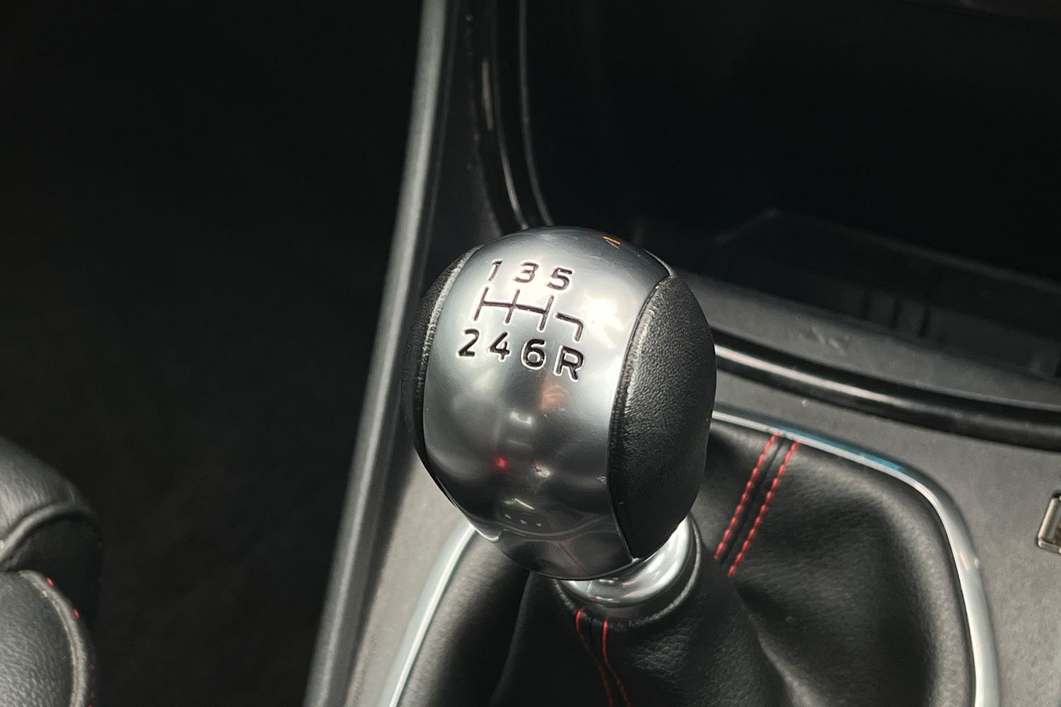 Ford PUMA Photo 30