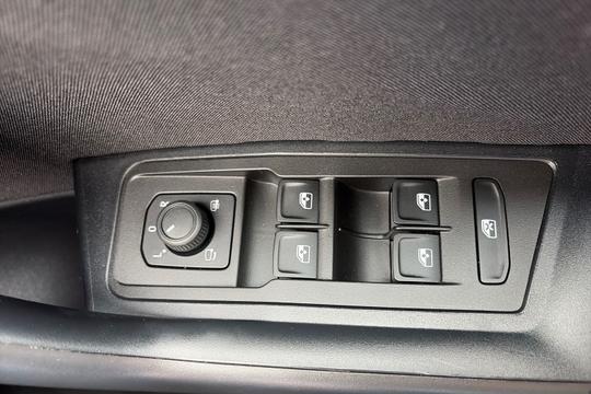 Volkswagen T-roc Photo autoimg-582bb890325259982253daecd4b24943456a7c15.jpg