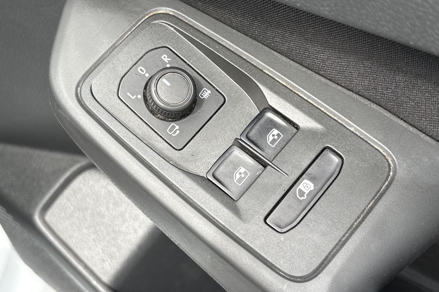 Ford TRANSIT CONNECT Photo 16
