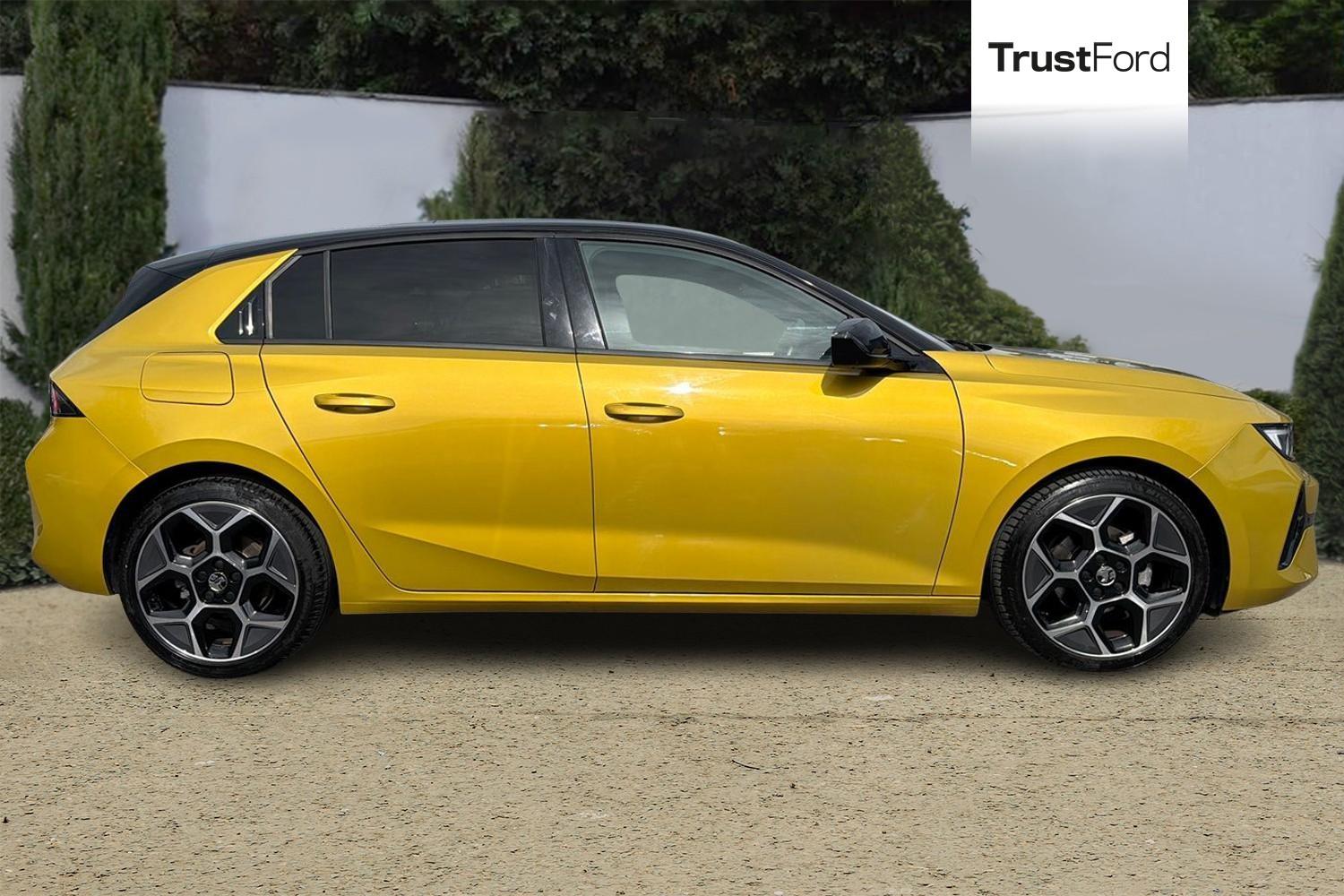 Vauxhall ASTRA Photo 2