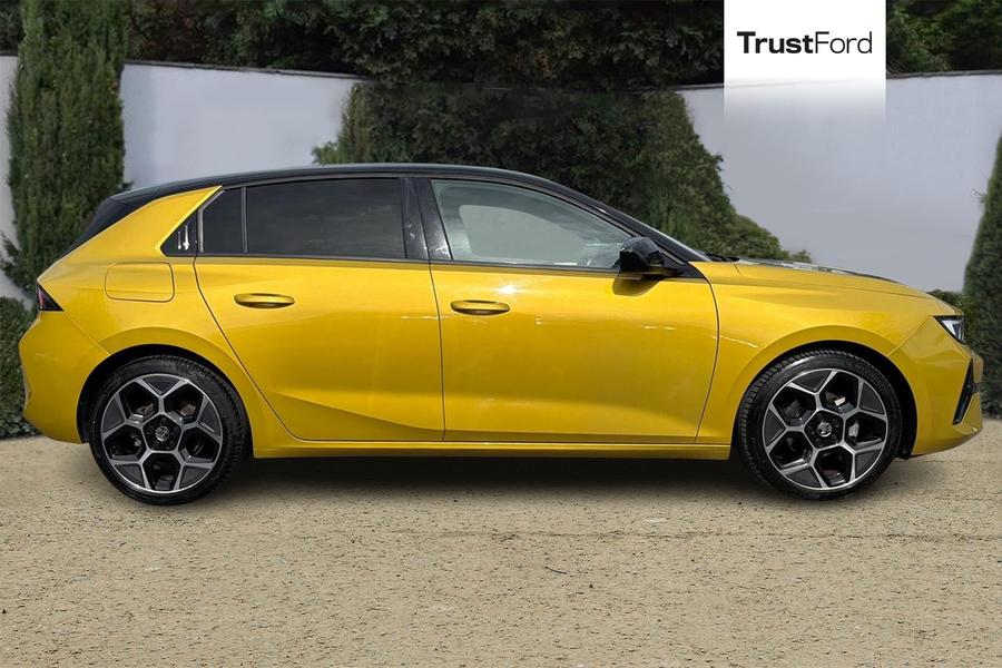 Vauxhall ASTRA Photo autoimg-5835968893f194cd67df4e5de0ef8cd54d7d3800.jpg