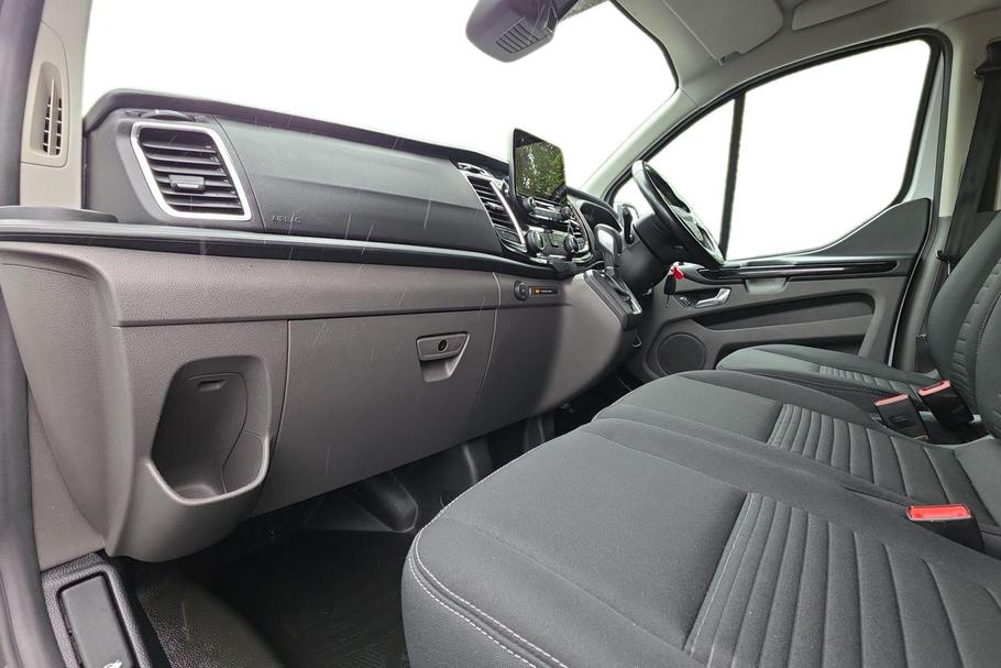 Used Ford TRANSIT CUSTOM YR21SKO 3