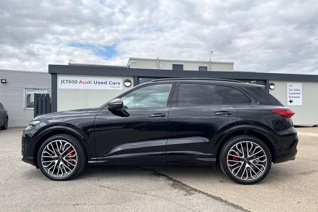 AUDI SQ5 Photo 26