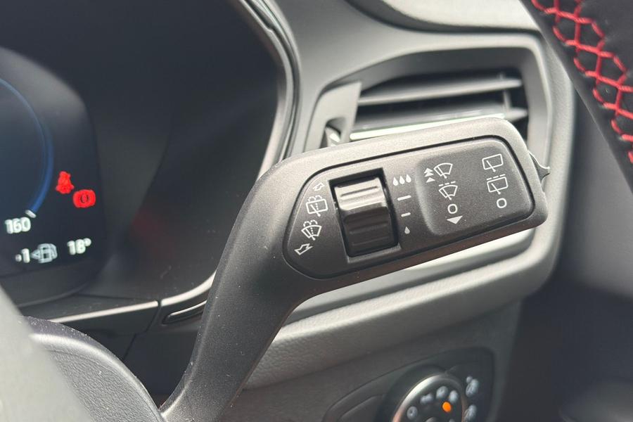 Ford Focus Photo autoimg-583f47462af98693657338e69c3b288cfb917104.jpg