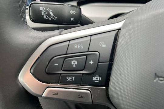 Volkswagen Golf Photo autoimg-58481c8fc10e993875e1eab6a26b5c679ffb233f.jpg