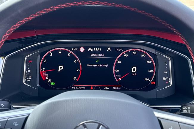 VOLKSWAGEN Polo Photo 15